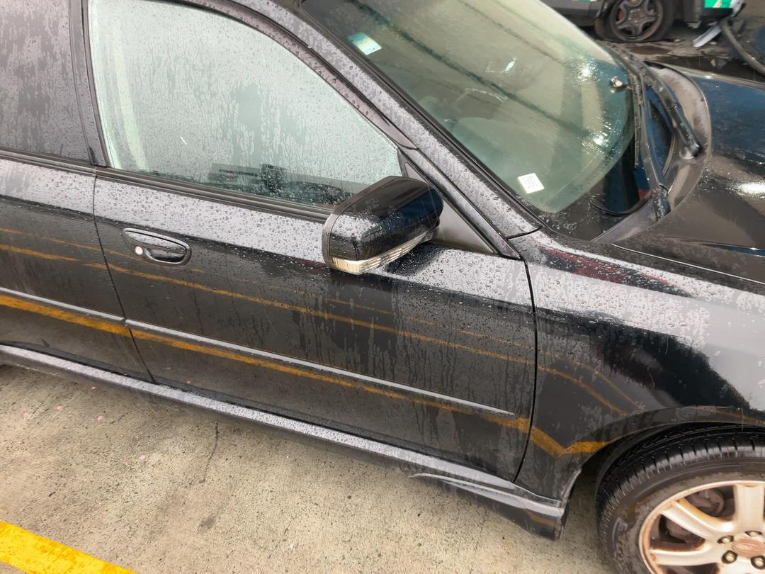 Photo '6' of Subaru Legacy