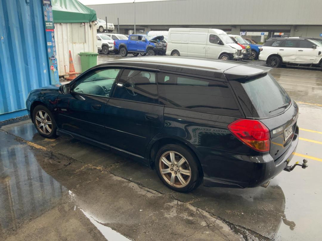 Photo '3' of Subaru Legacy