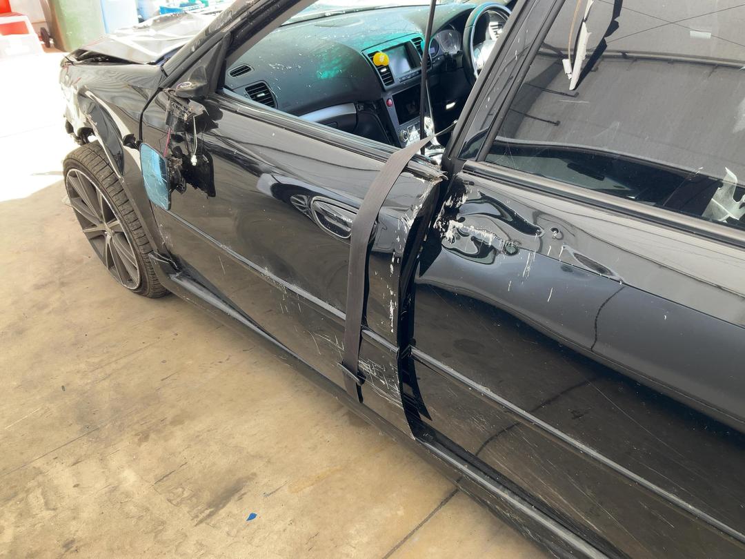 Photo '15' of Subaru Legacy