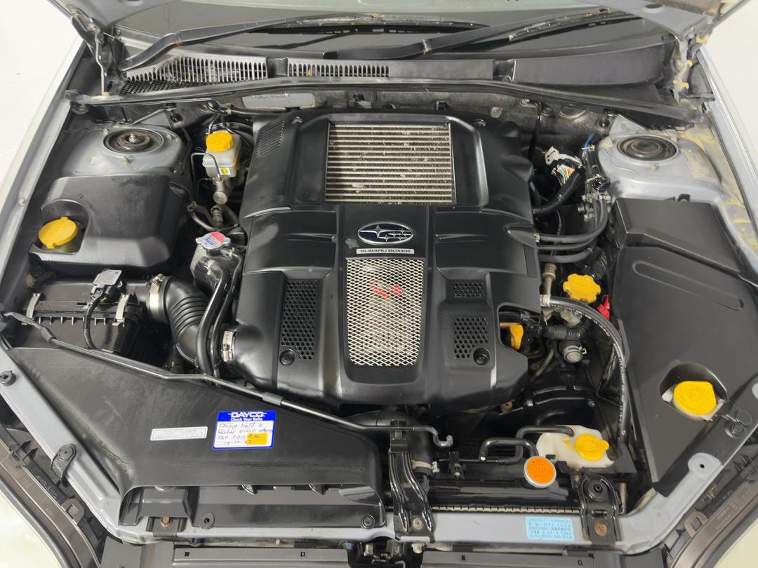 Photo '13' of Subaru Legacy