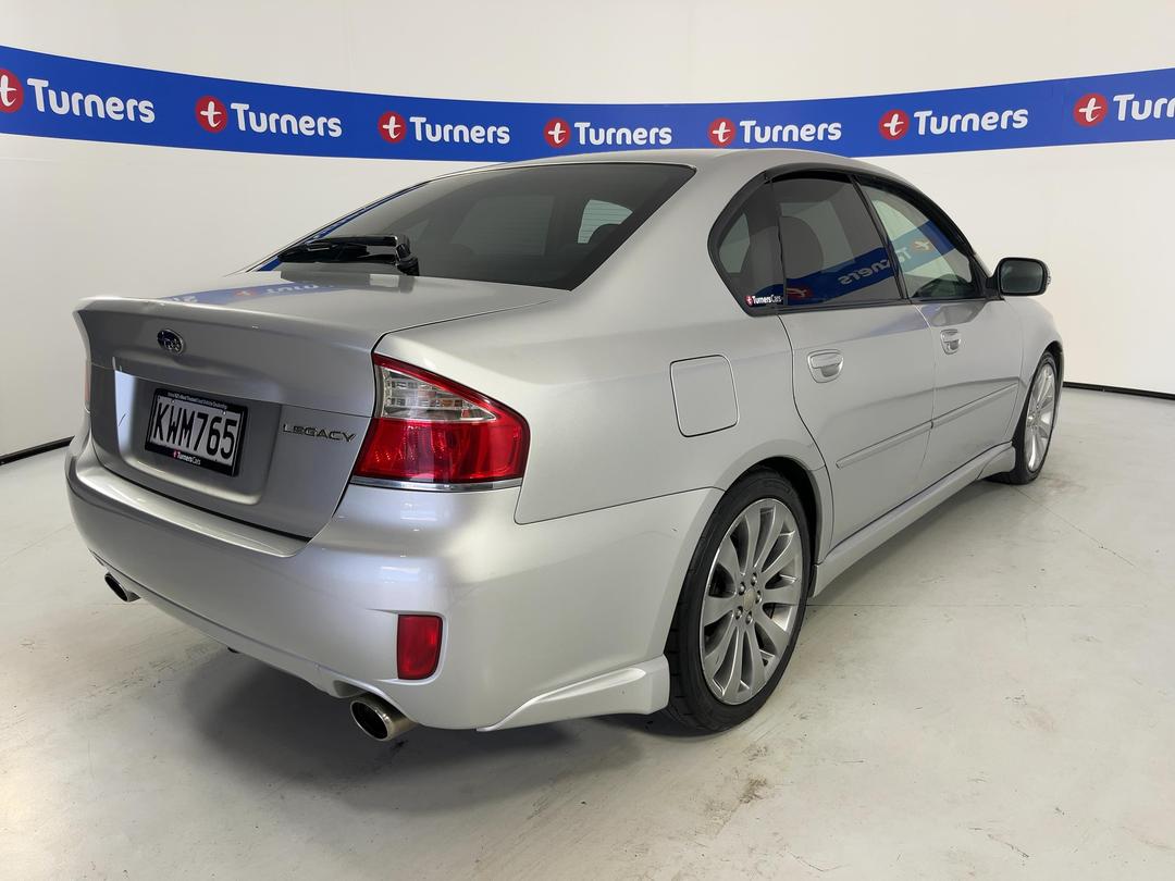 Photo '7' of Subaru Legacy