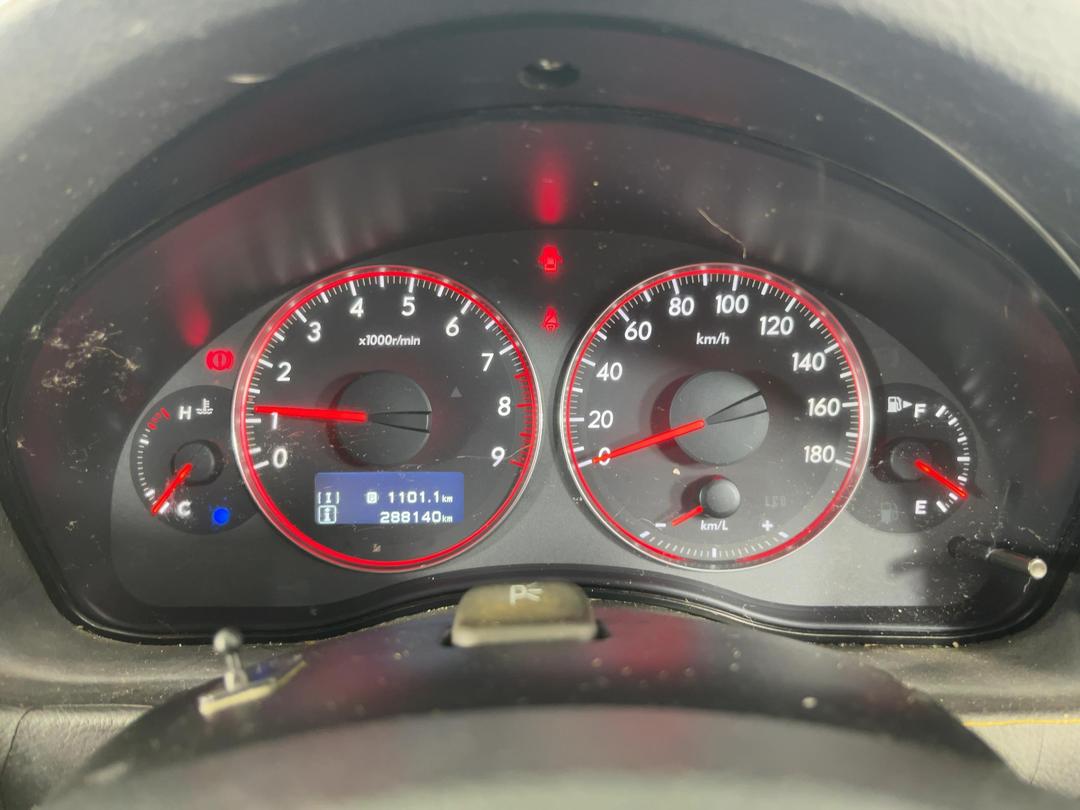 Photo '21' of Subaru Legacy