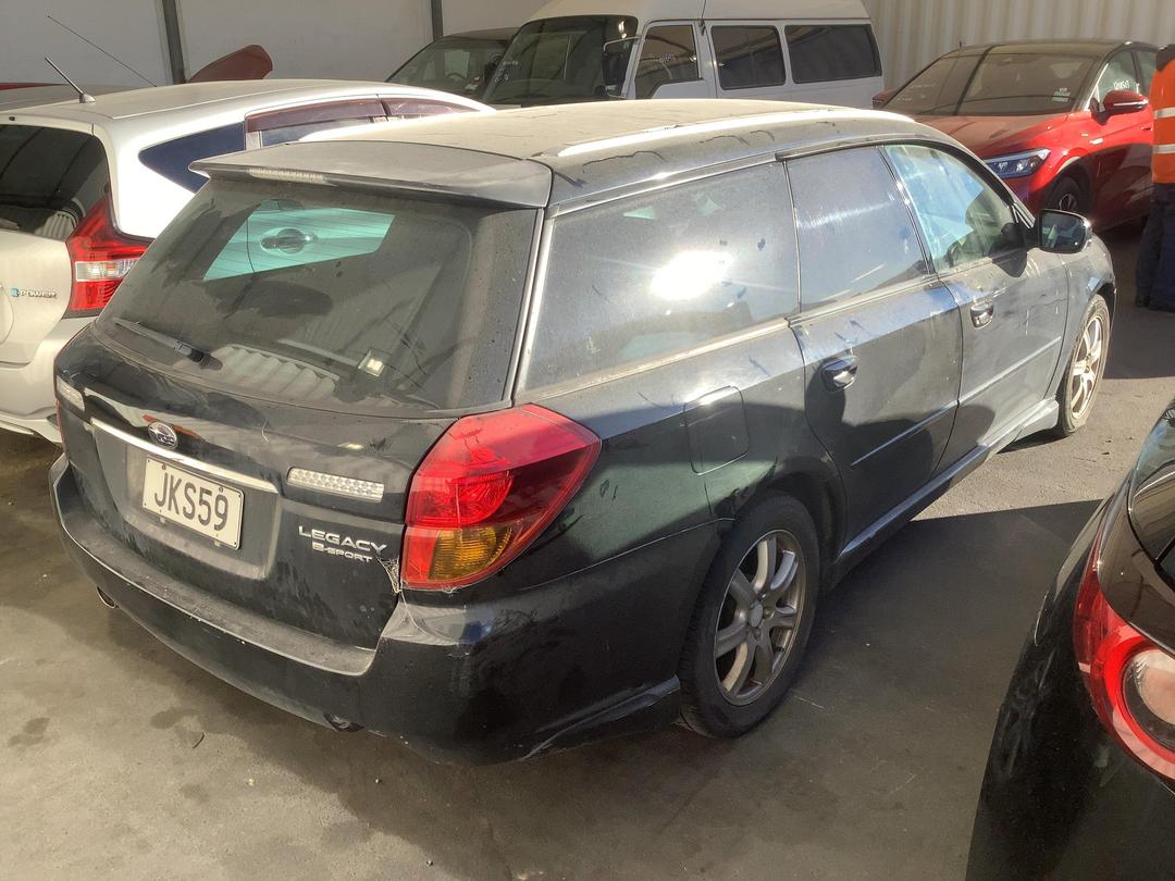 Photo '10' of Subaru Legacy B-Sport