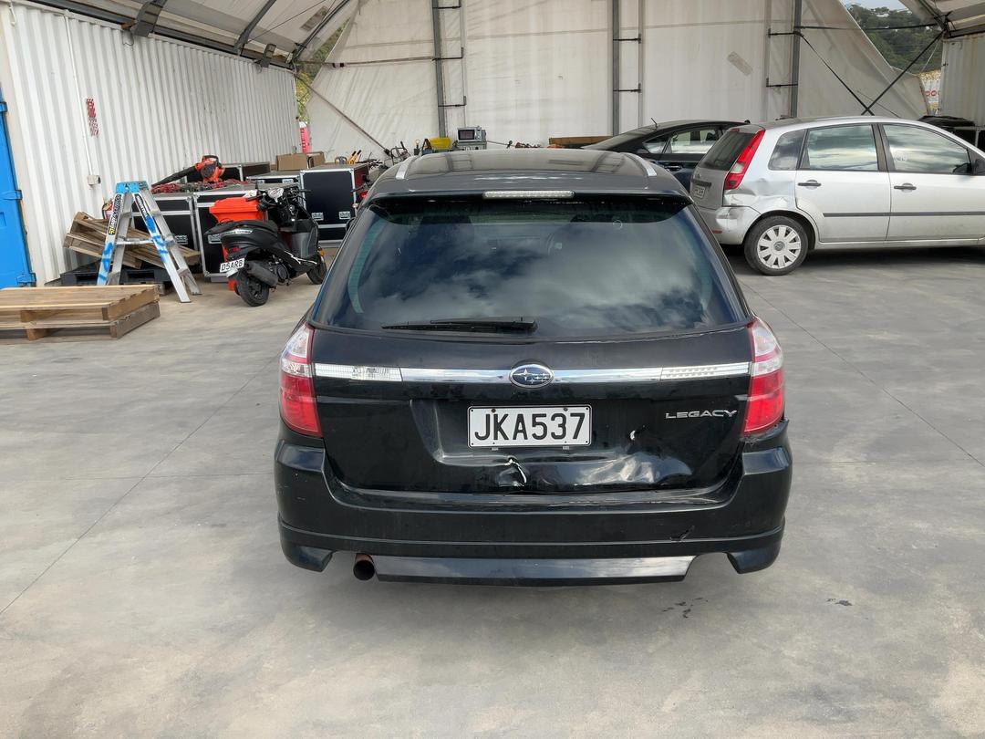 Photo '7' of Subaru Legacy