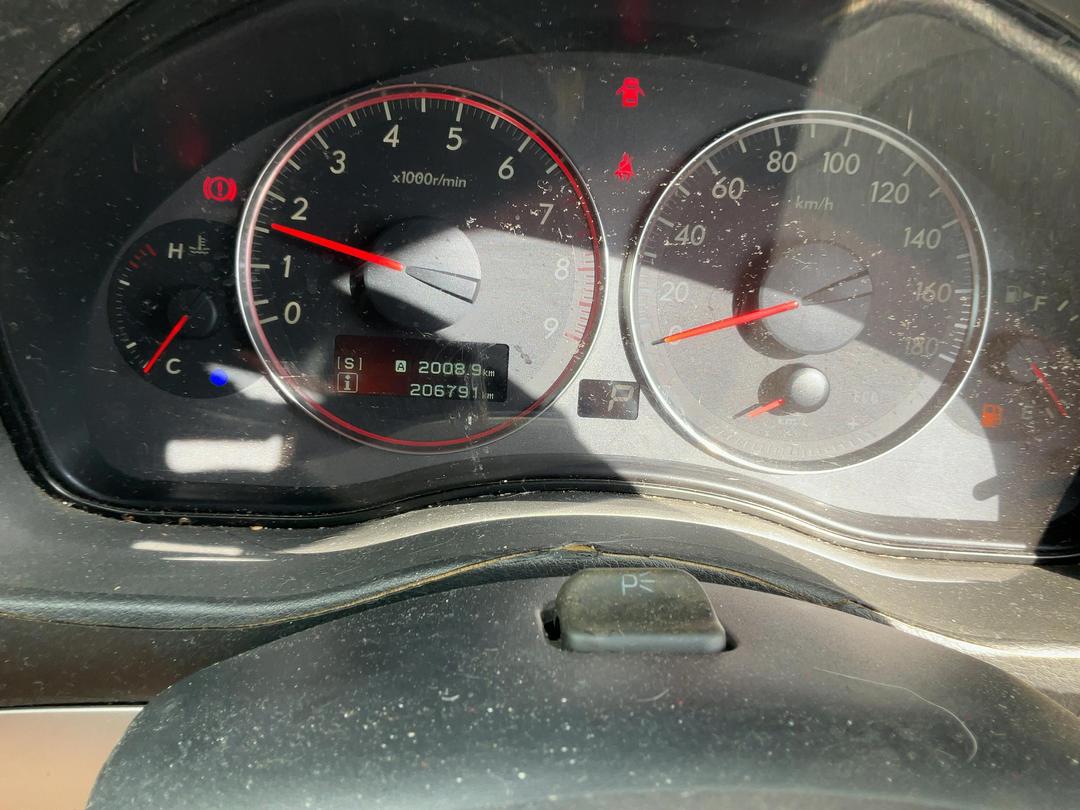 Photo '19' of Subaru Legacy
