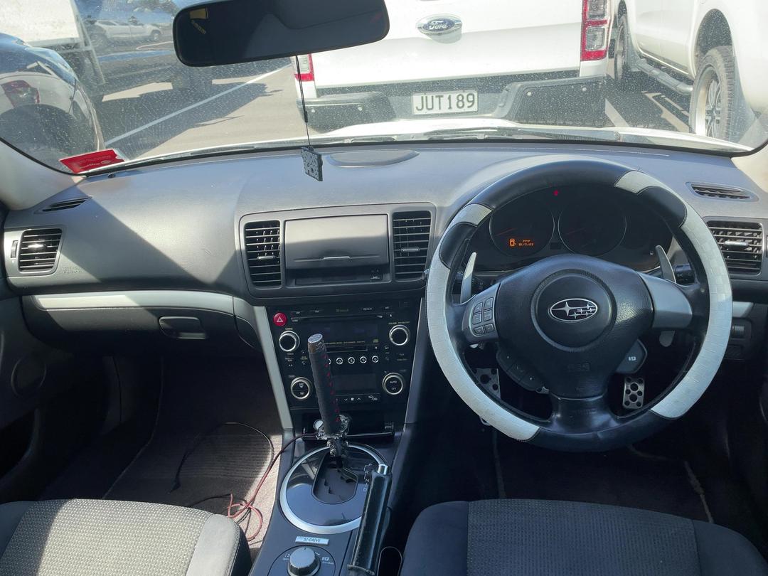 Photo '15' of Subaru Legacy Photo '15' of Subaru Legacy