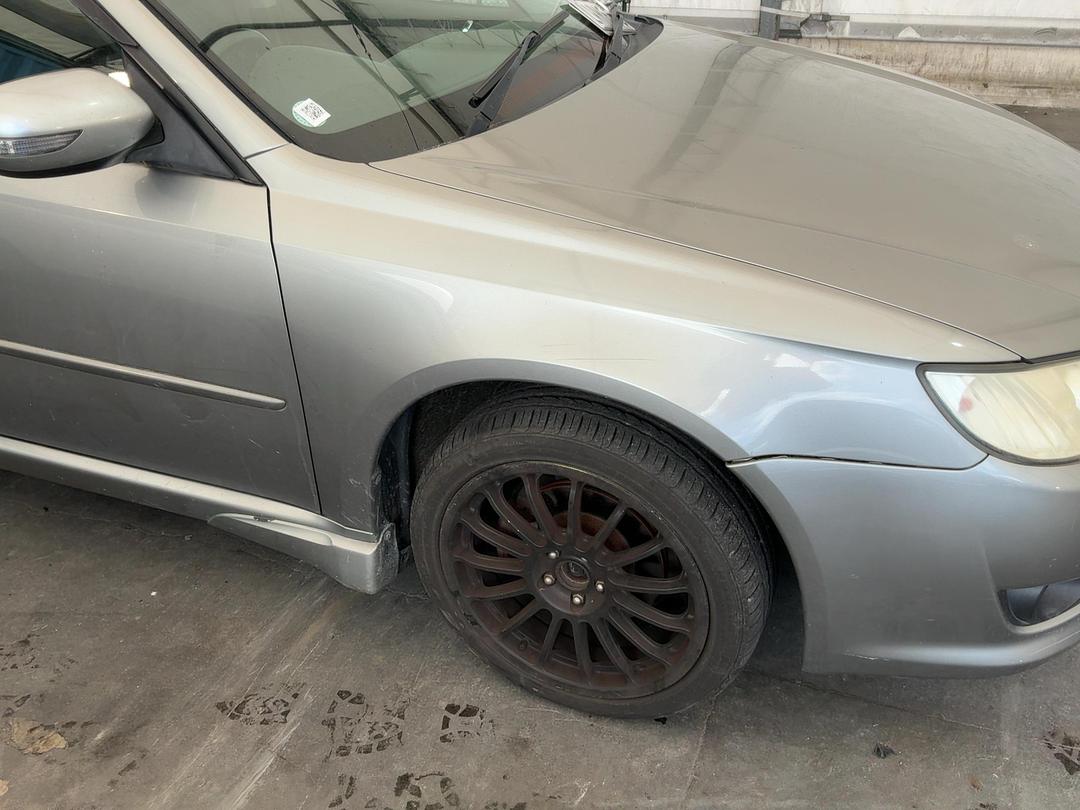 Photo '3' of Subaru Legacy