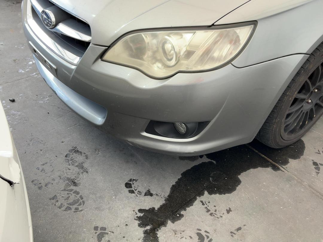 Photo '6' of Subaru Legacy
