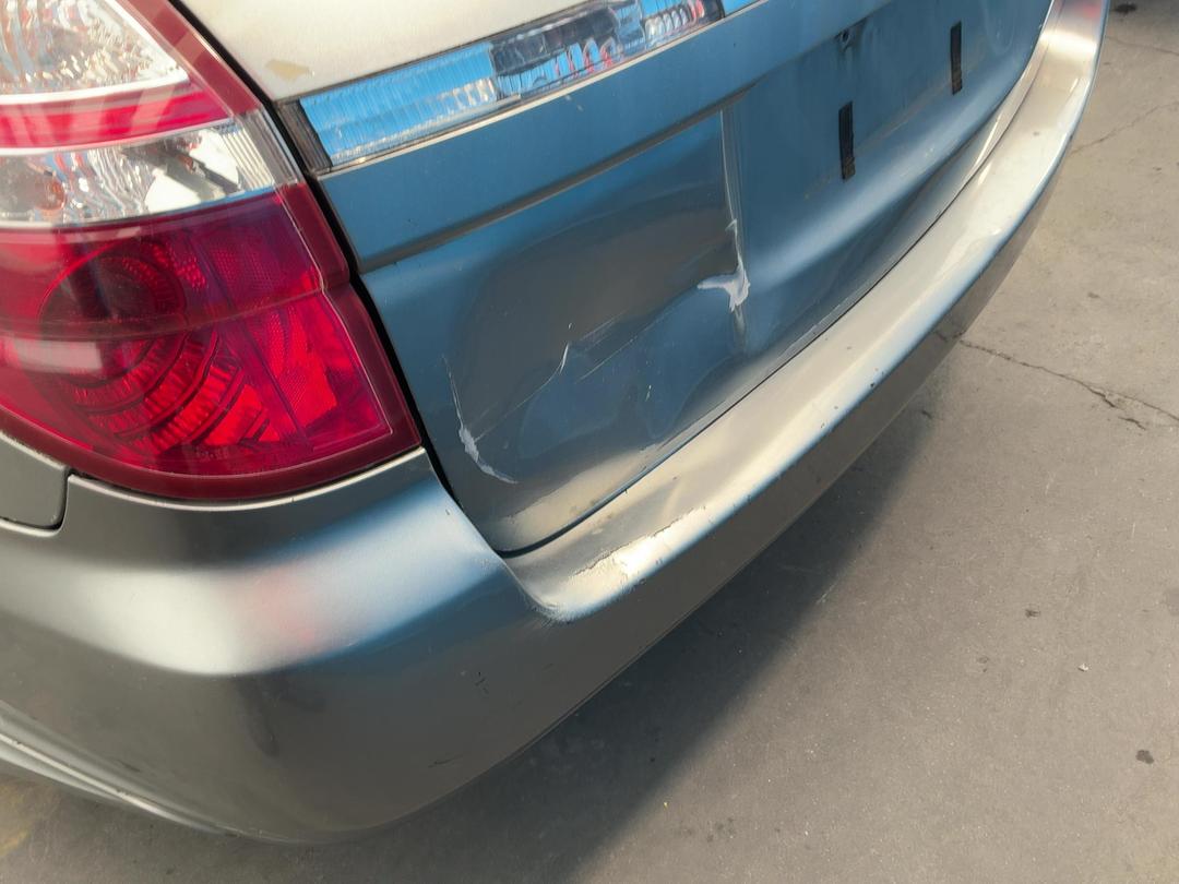 Photo '12' of Subaru Legacy