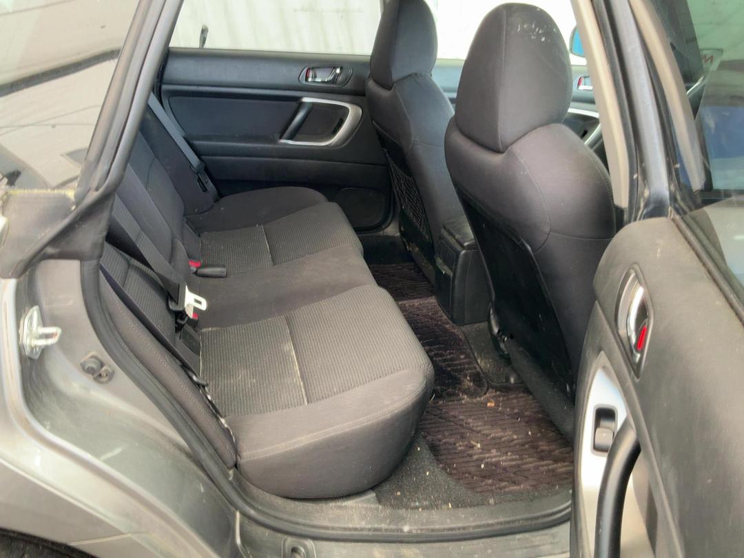 Photo '19' of Subaru Legacy