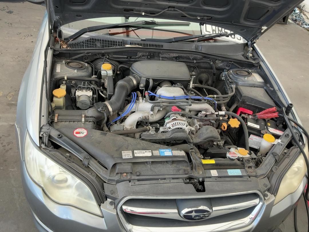 Photo '28' of Subaru Legacy