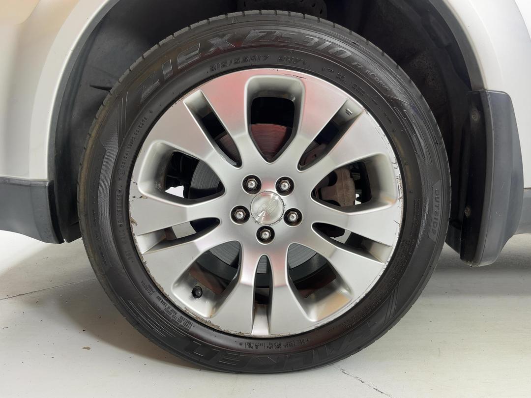 Photo '10' of Subaru Legacy