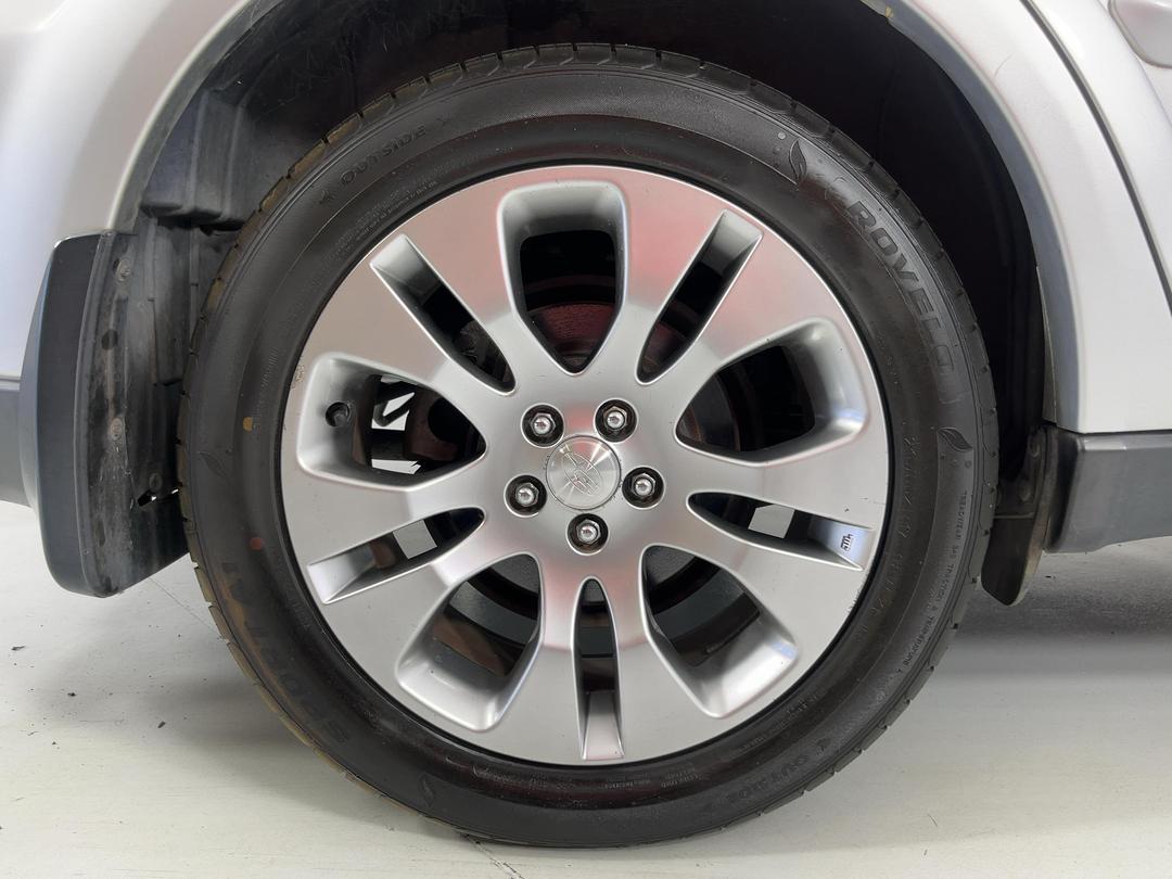 Photo '12' of Subaru Legacy
