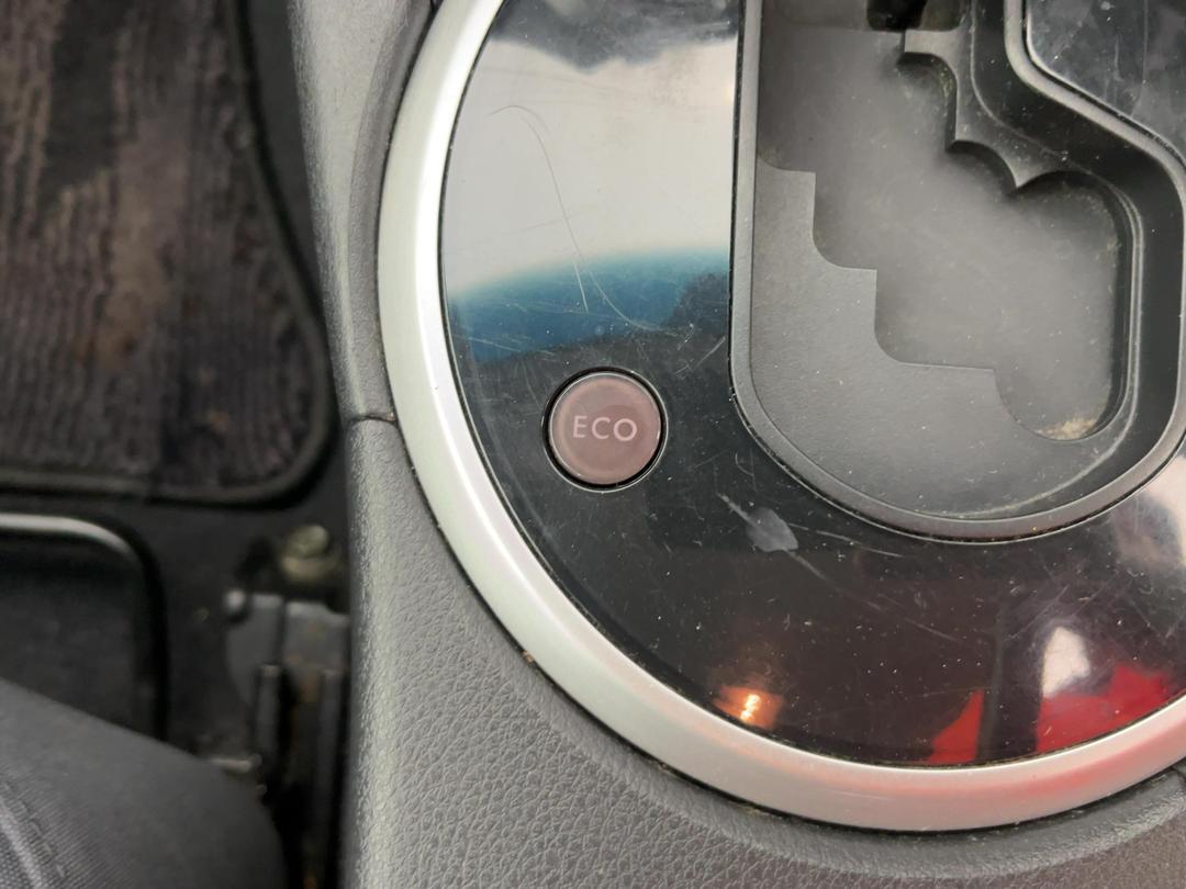 Photo '23' of Subaru Legacy