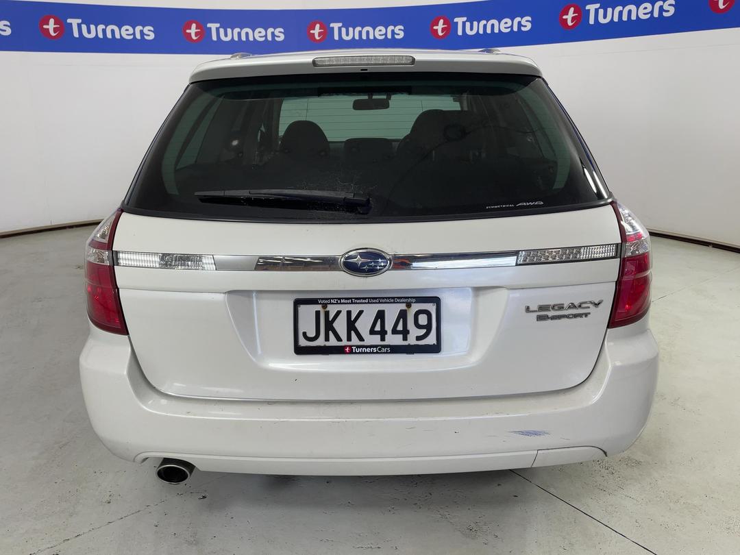 Photo '6' of Subaru Legacy