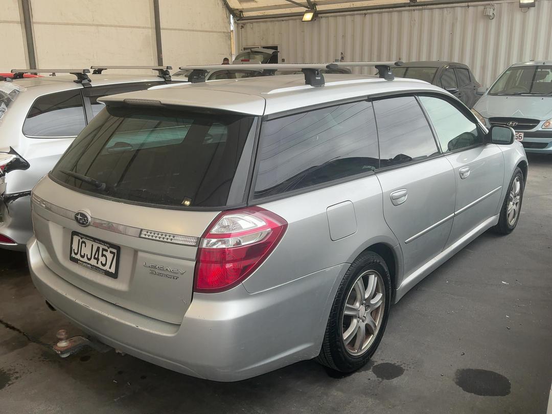 Photo '8' of Subaru Legacy Photo '8' of Subaru Legacy