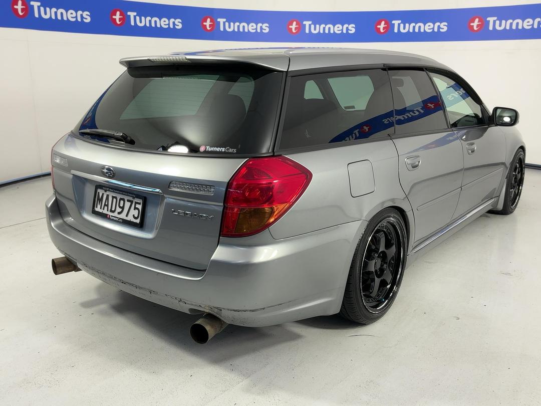 Photo '7' of Subaru Legacy