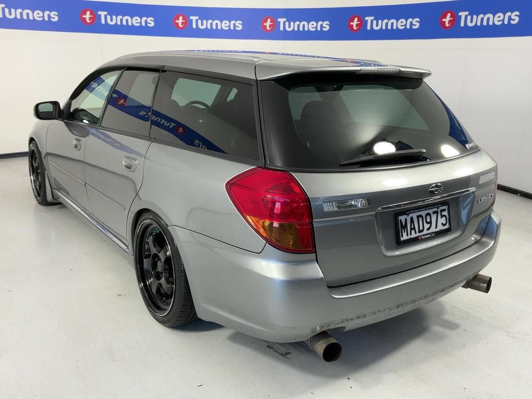 Photo '5' of Subaru Legacy