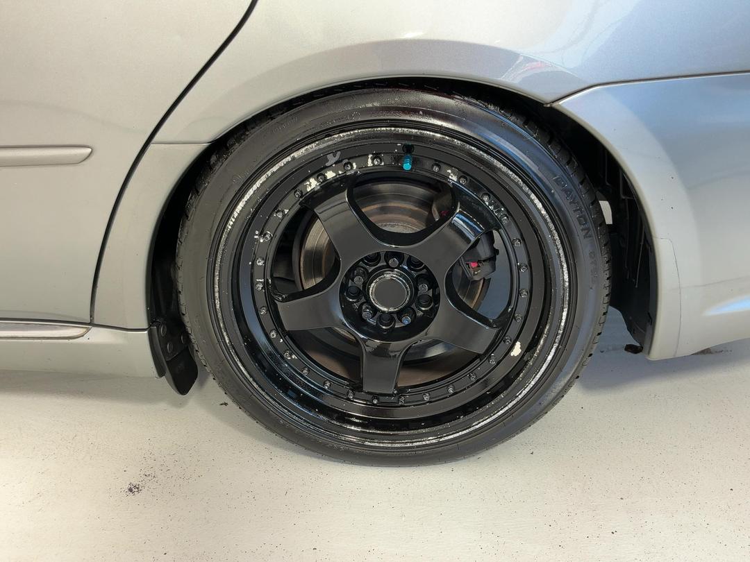 Photo '11' of Subaru Legacy