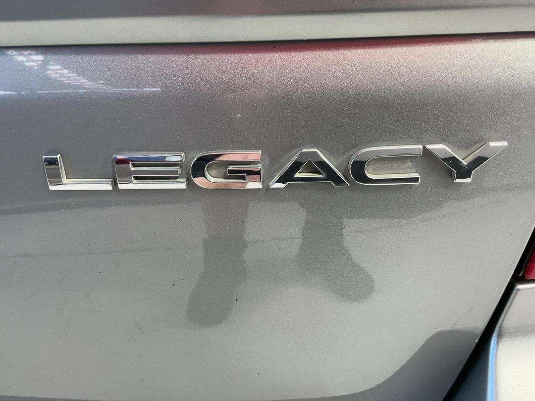 Photo '26' of Subaru Legacy
