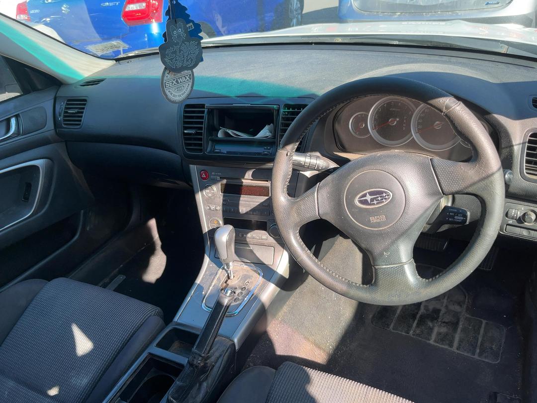 Photo '15' of Subaru Outback I Photo '15' of Subaru Outback I