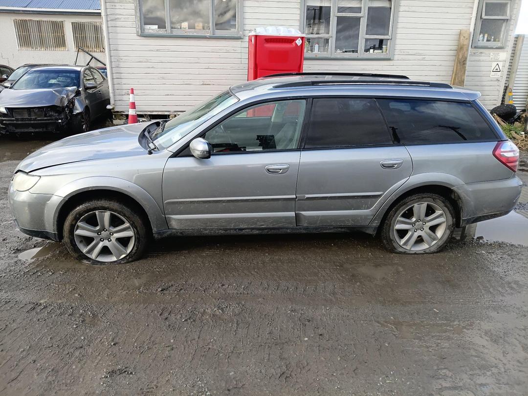 Photo '3' of Subaru Outback