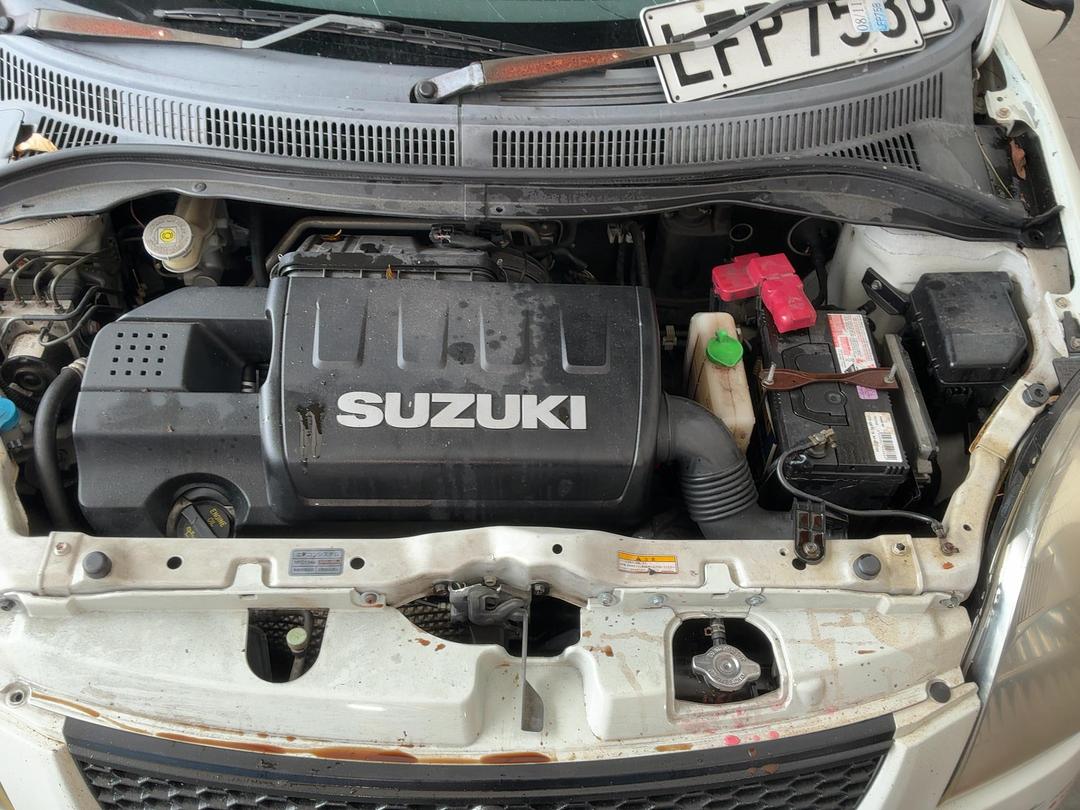 Photo '21' of Suzuki Swift Photo '21' of Suzuki Swift