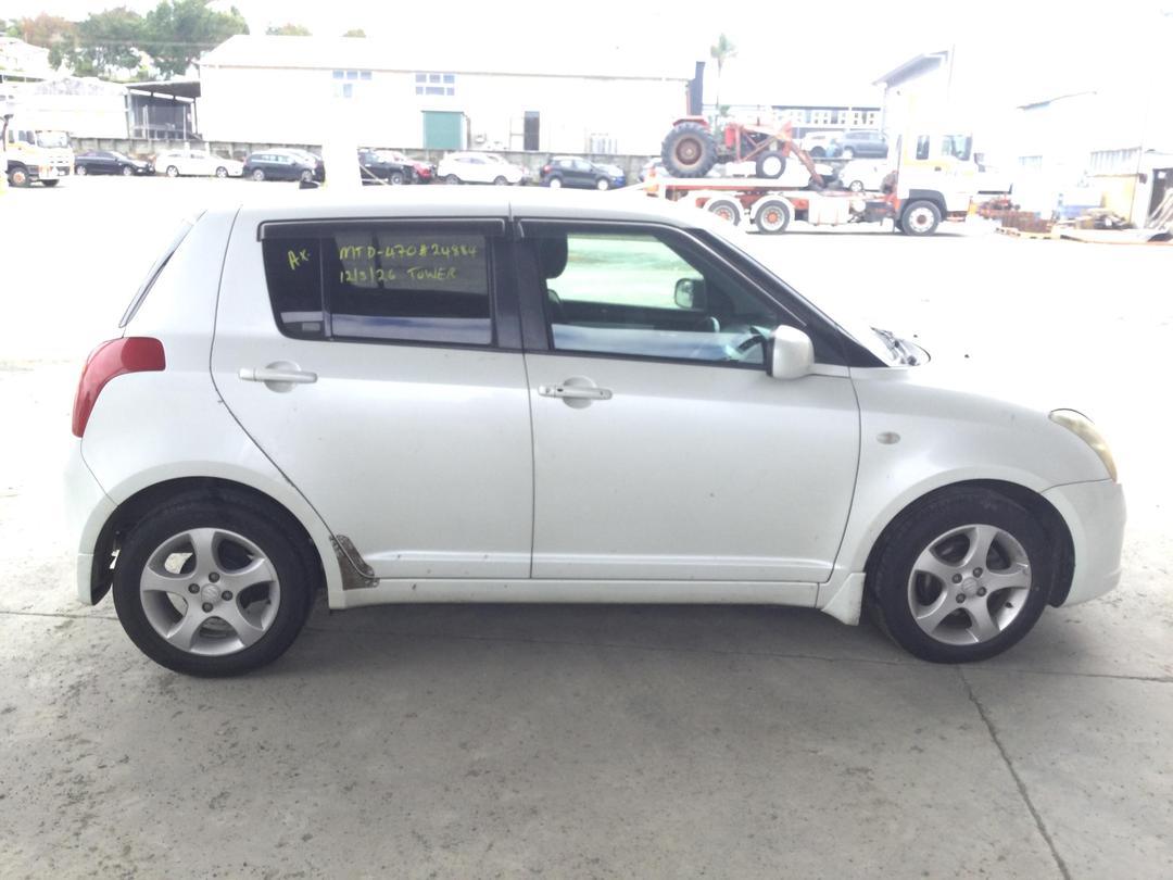 Photo '8' of Suzuki Swift