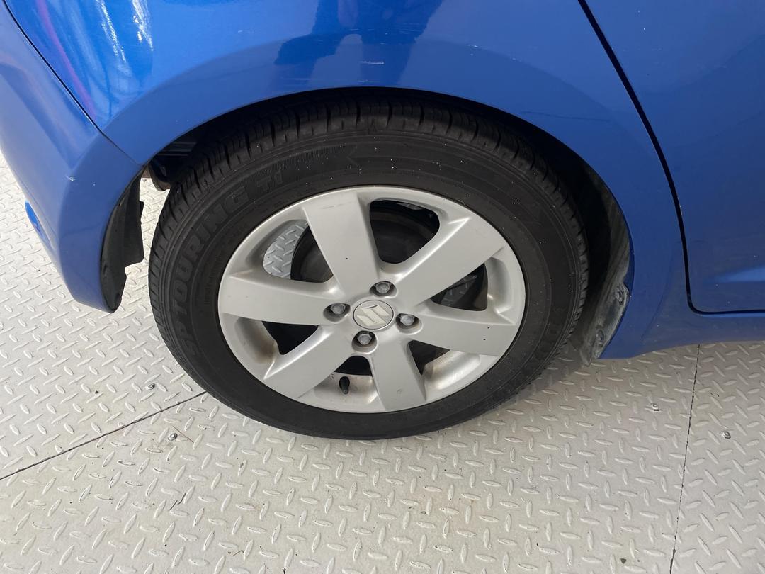 Photo '10' of Suzuki Swift Glxha2 LTD