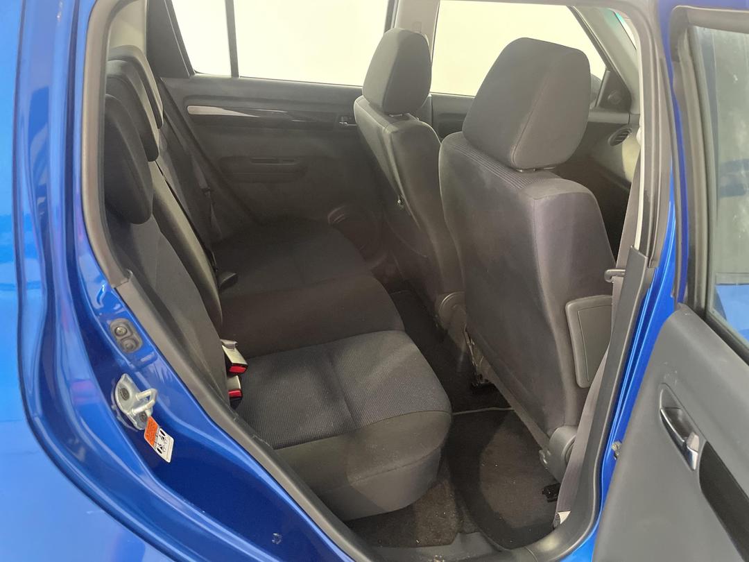 Photo '18' of Suzuki Swift Glxha2 LTD