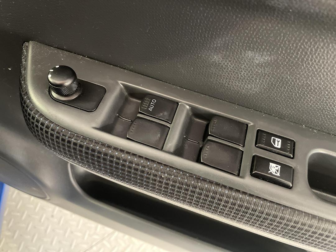 Photo '21' of Suzuki Swift Glxha2 LTD