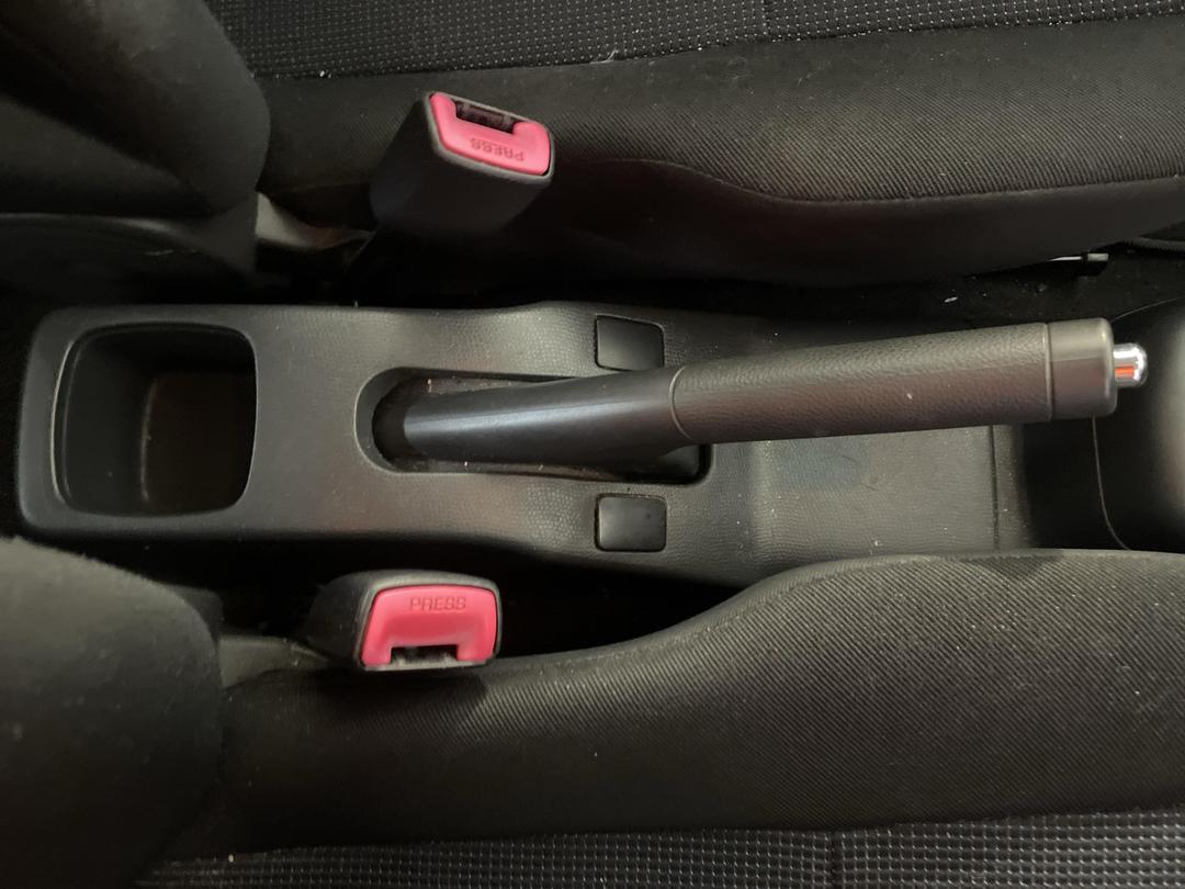 Photo '29' of Suzuki Swift Glxha2 LTD