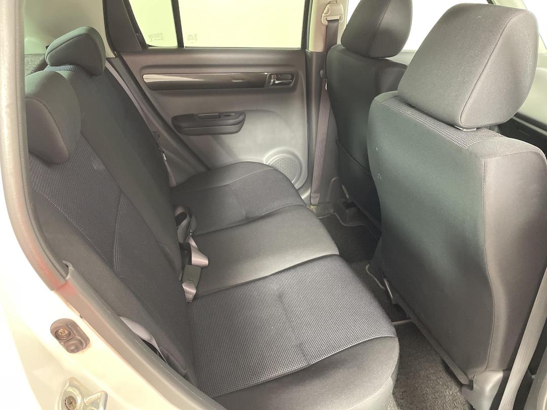 Photo '20' of Suzuki Swift