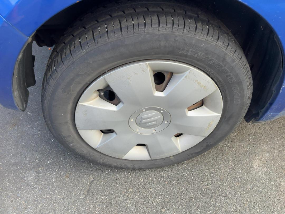 Photo '5' of Suzuki Swift