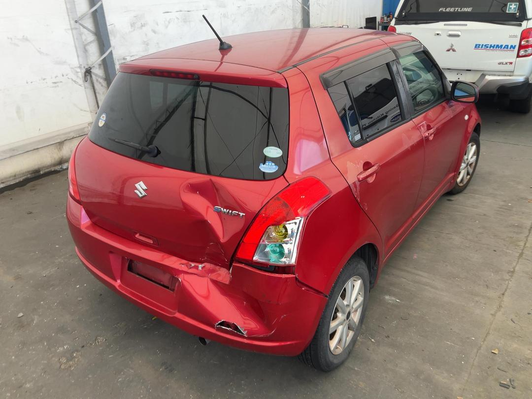 Photo '11' of Suzuki Swift