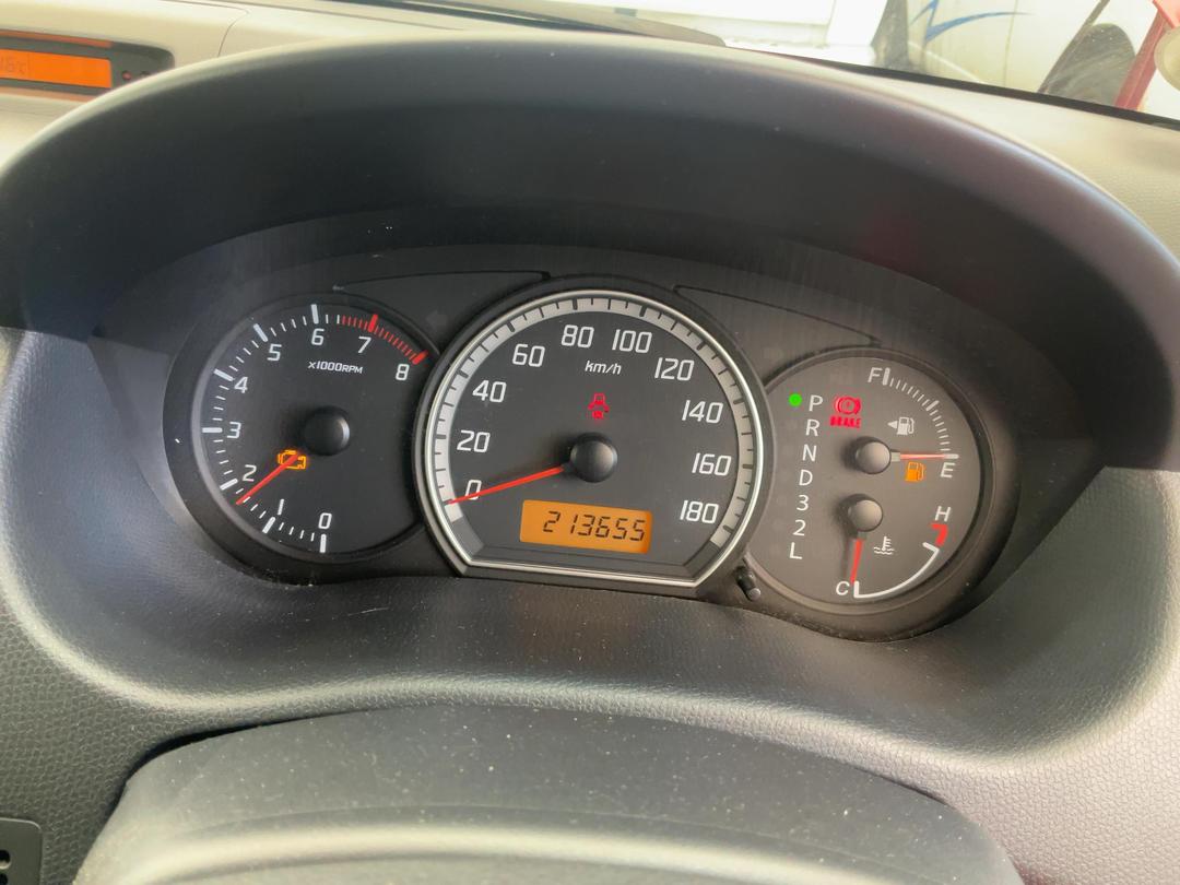 Photo '18' of Suzuki Swift