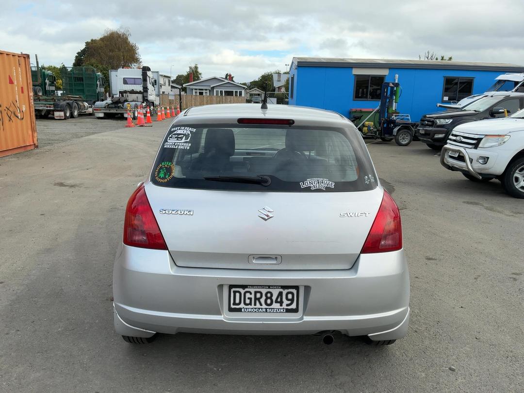 Photo '5' of Suzuki Swift Glxha2 LTD