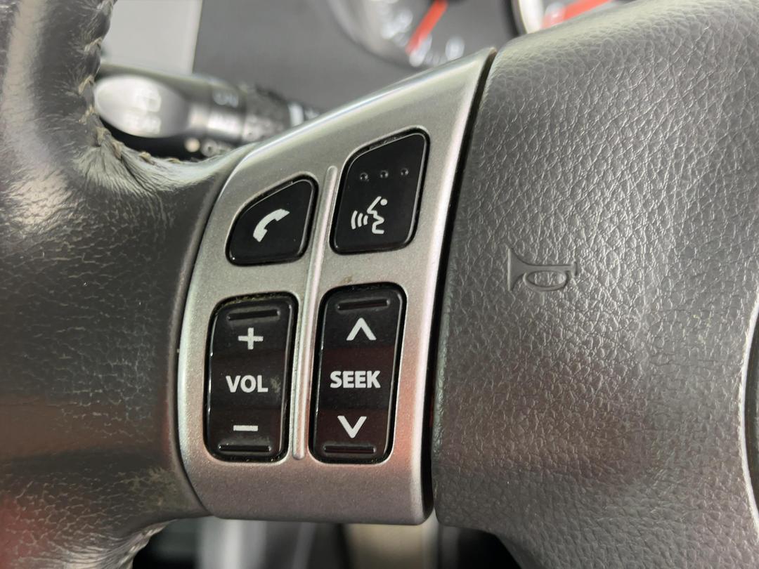 Photo '23' of Suzuki Swift