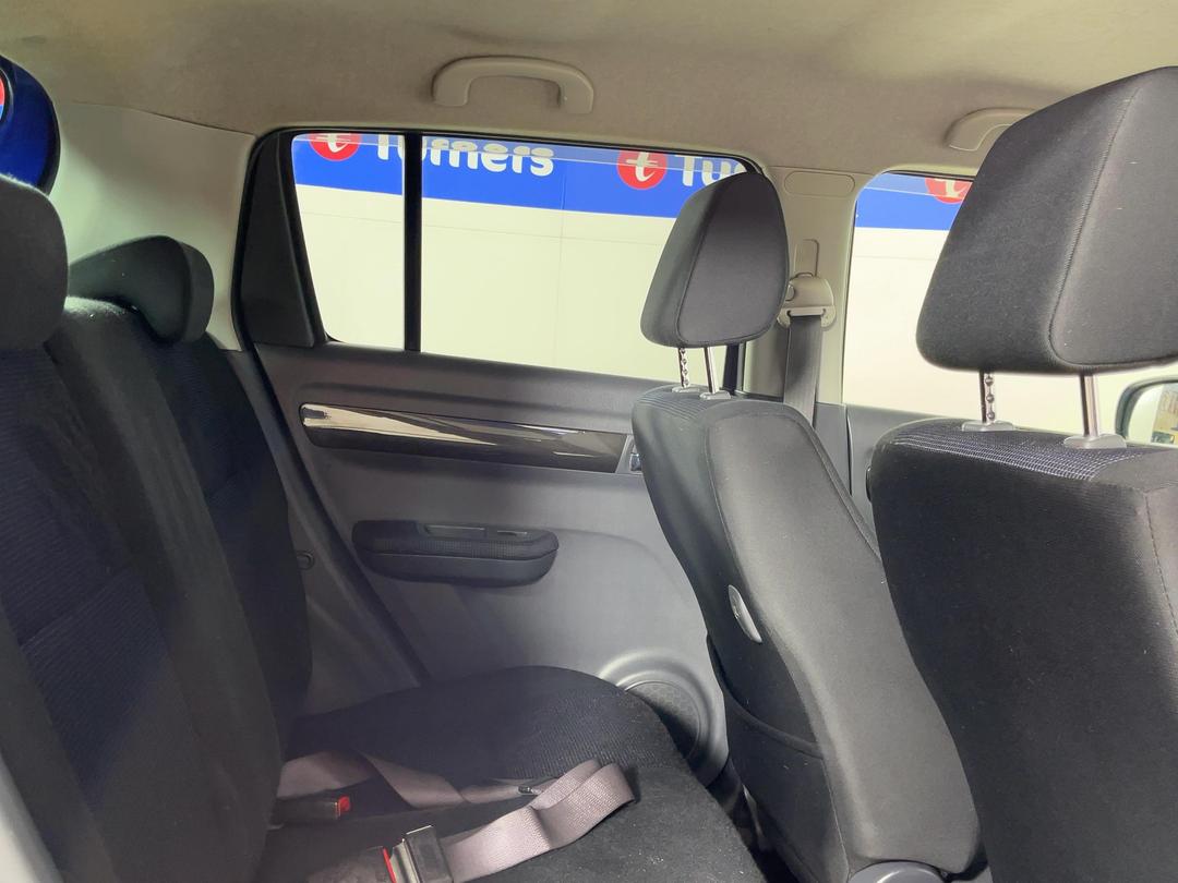 Photo '20' of Suzuki Swift