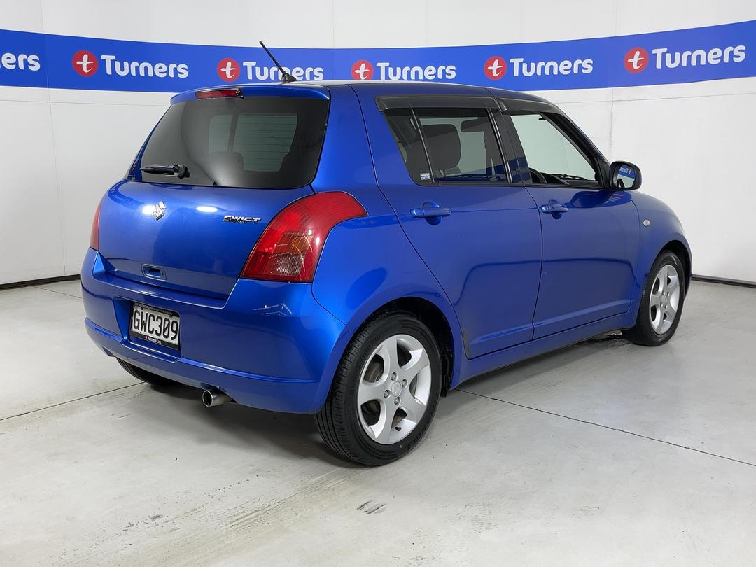 Photo '7' of Suzuki Swift