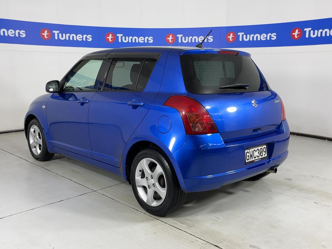 Photo '5' of Suzuki Swift