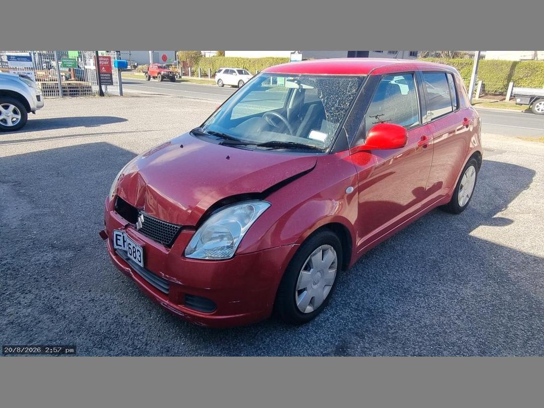 Photo '2' of Suzuki Swift Photo '2' of Suzuki Swift