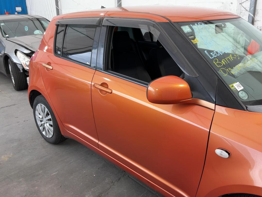 Photo '2' of Suzuki Swift Photo '2' of Suzuki Swift