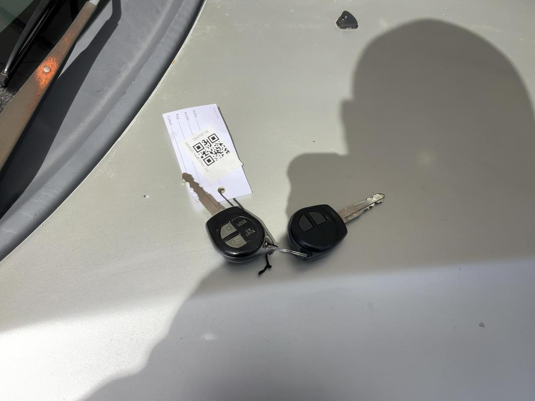 Photo '12' of Suzuki Swift Photo '12' of Suzuki Swift