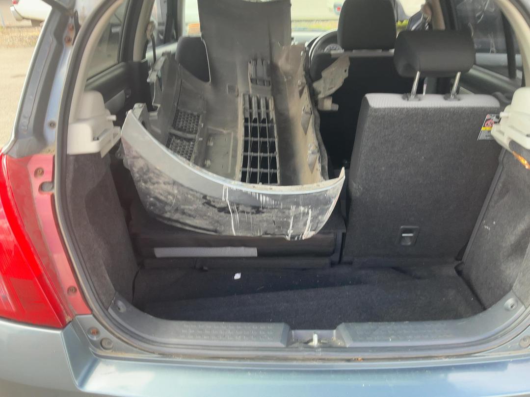 Photo '16' of Suzuki Swift Photo '16' of Suzuki Swift