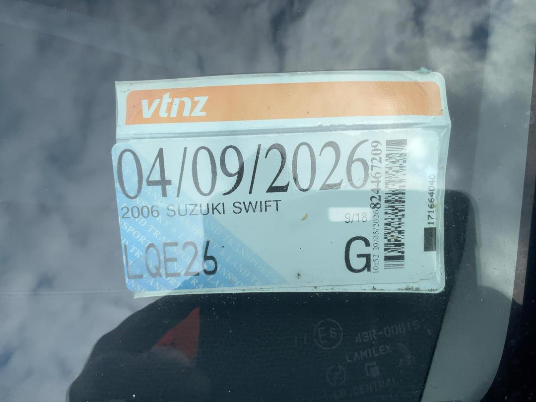 Photo '18' of Suzuki Swift Photo '18' of Suzuki Swift