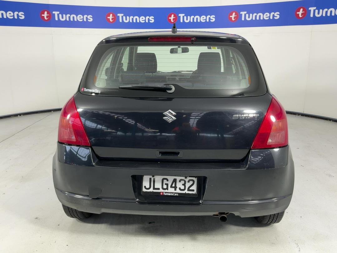 Photo '6' of Suzuki Swift