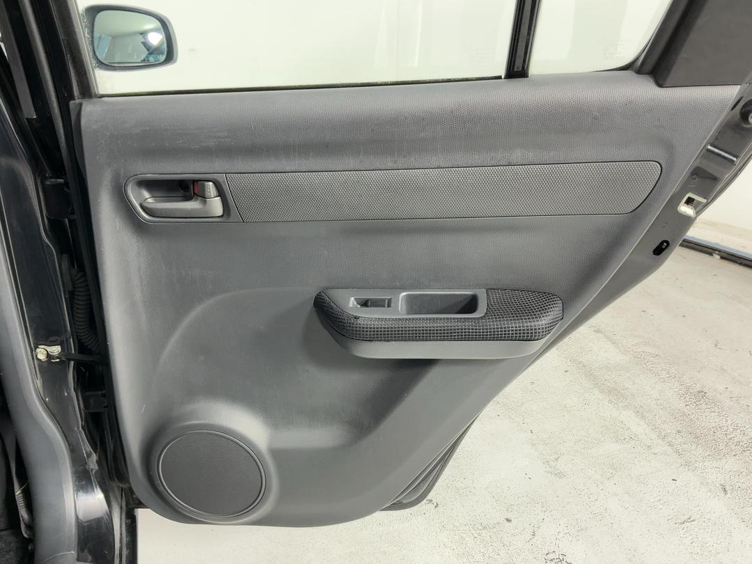 Photo '19' of Suzuki Swift
