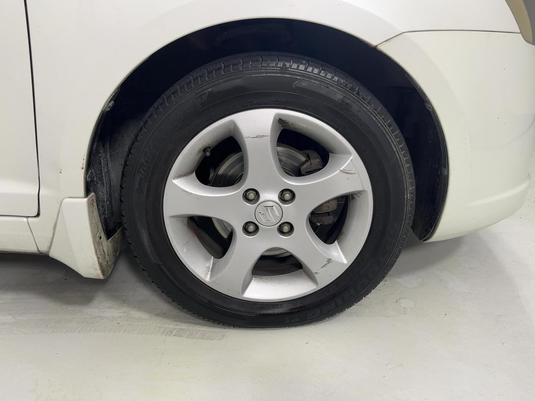 Photo '9' of Suzuki Swift