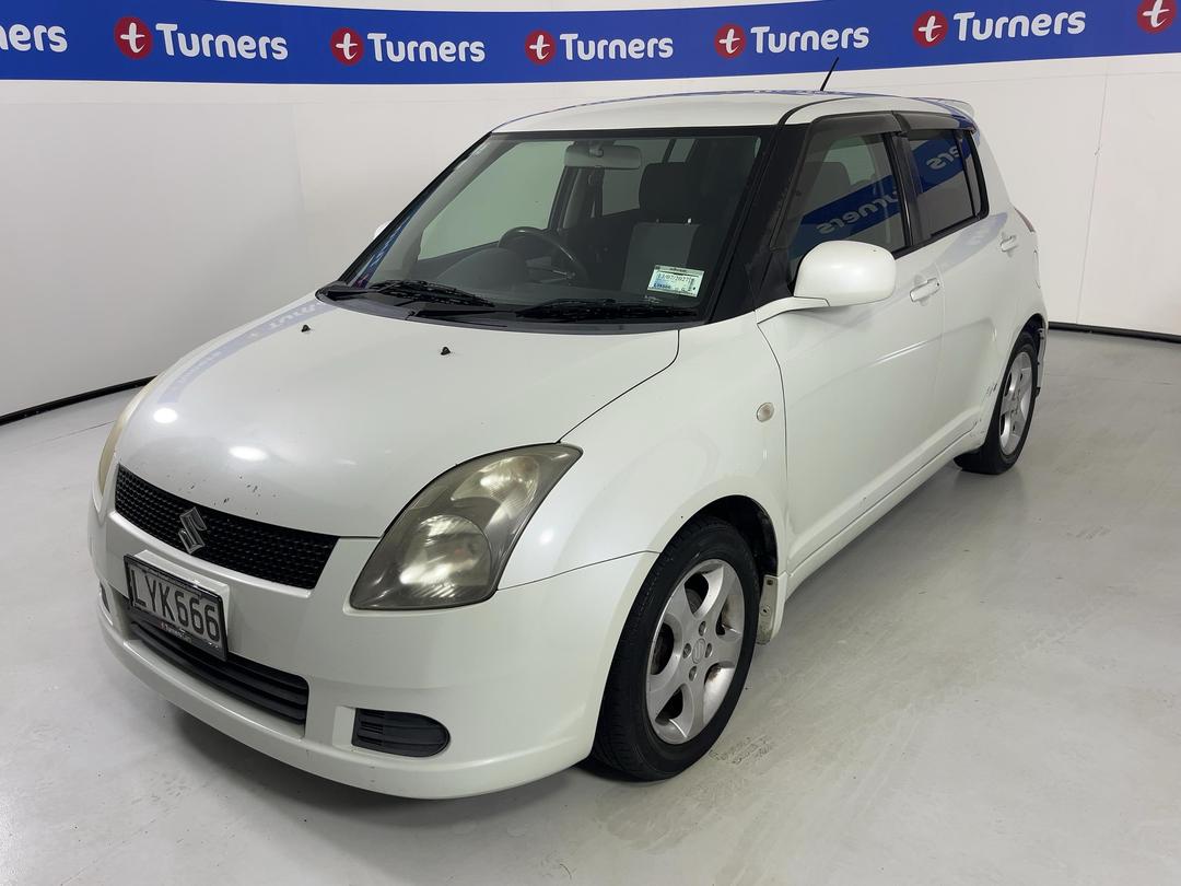 Photo '4' of Suzuki Swift